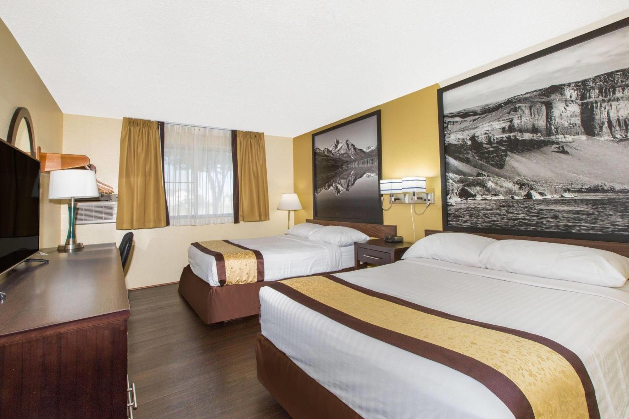 Super 8 By Wyndham Nampa Hotel Екстериор снимка